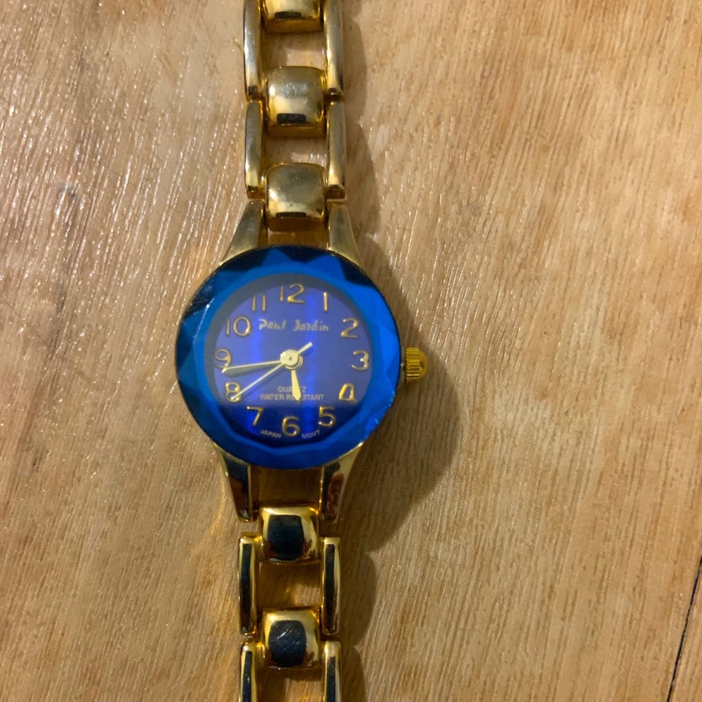 New Paul Jardin Ladies watch 7 inchs blue face
